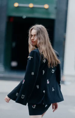 Cinq à Sept Heatset Brooches Embellished Cheyenne Blazer BlackMulti Best