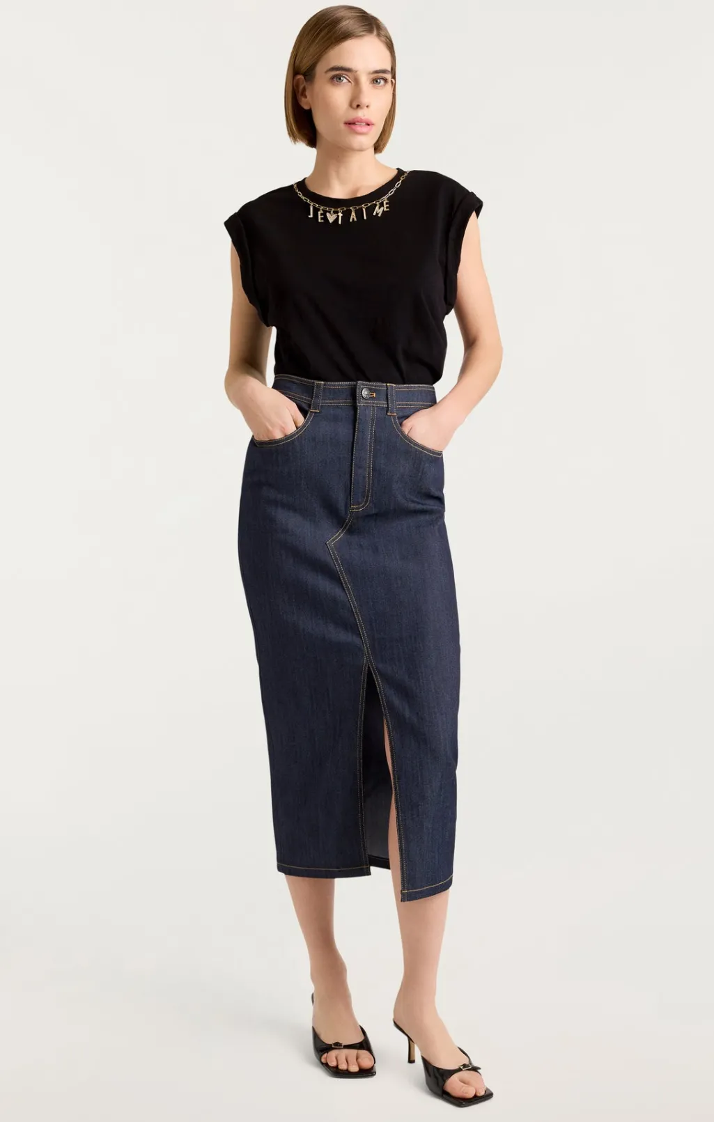Cinq à Sept Je T'aime Necklace Bella Tee Black Online