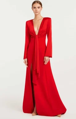 Cinq à Sept Julianne Gown Bisou New