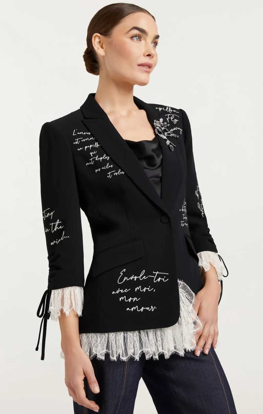 Cinq à Sept Mon Amour Embellished Roxie Blazer Black/Gilver